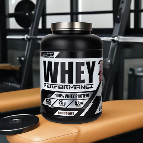 Envase de 100% Whey Performance Kiifer de 5 libras. Suplemento de proteína de suero para ganancia de masa muscular magra